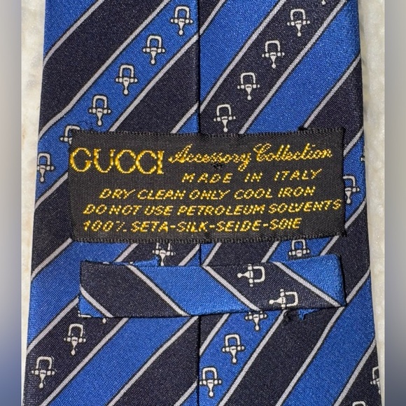 Gucci Blue & Black Stripe Silk Tie Made in Italy VGUC - Picture 4 of 8
